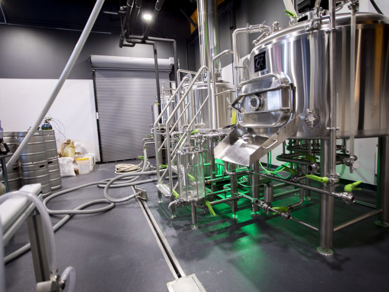 Charcol Urethane Mortar floor at Dot & Line