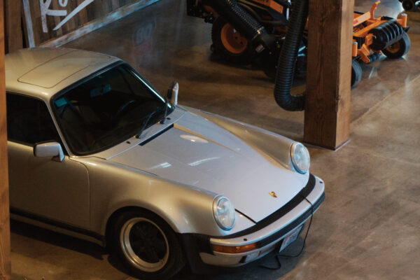 DANCER polished concrete, reactive stain